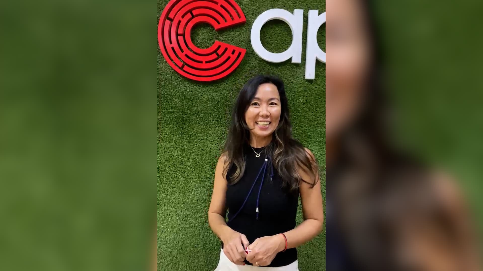 Depoimento em vídeo de cliente sobre a festa no Escape 60’